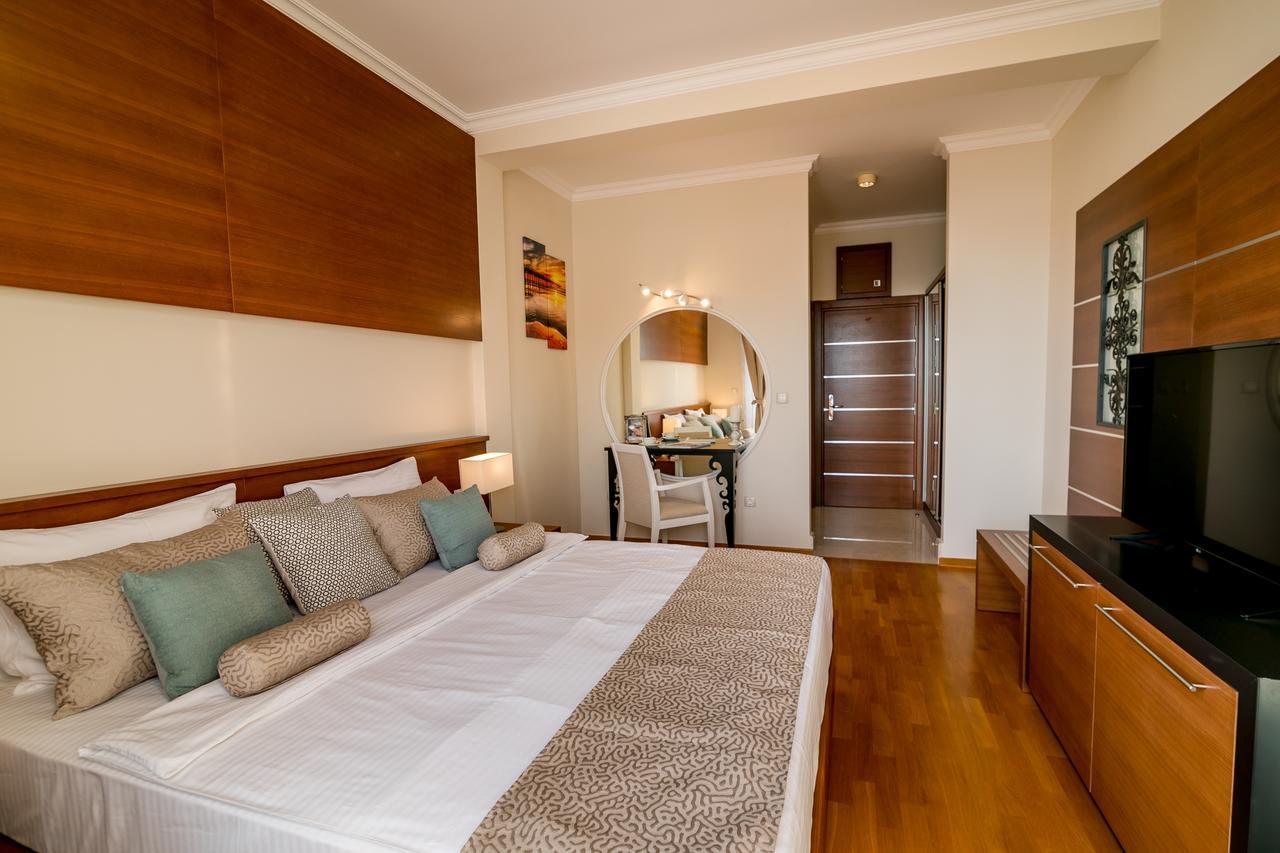 Hedera Residences - Kumbor تْشيرسيك نوفي المظهر الخارجي الصورة
