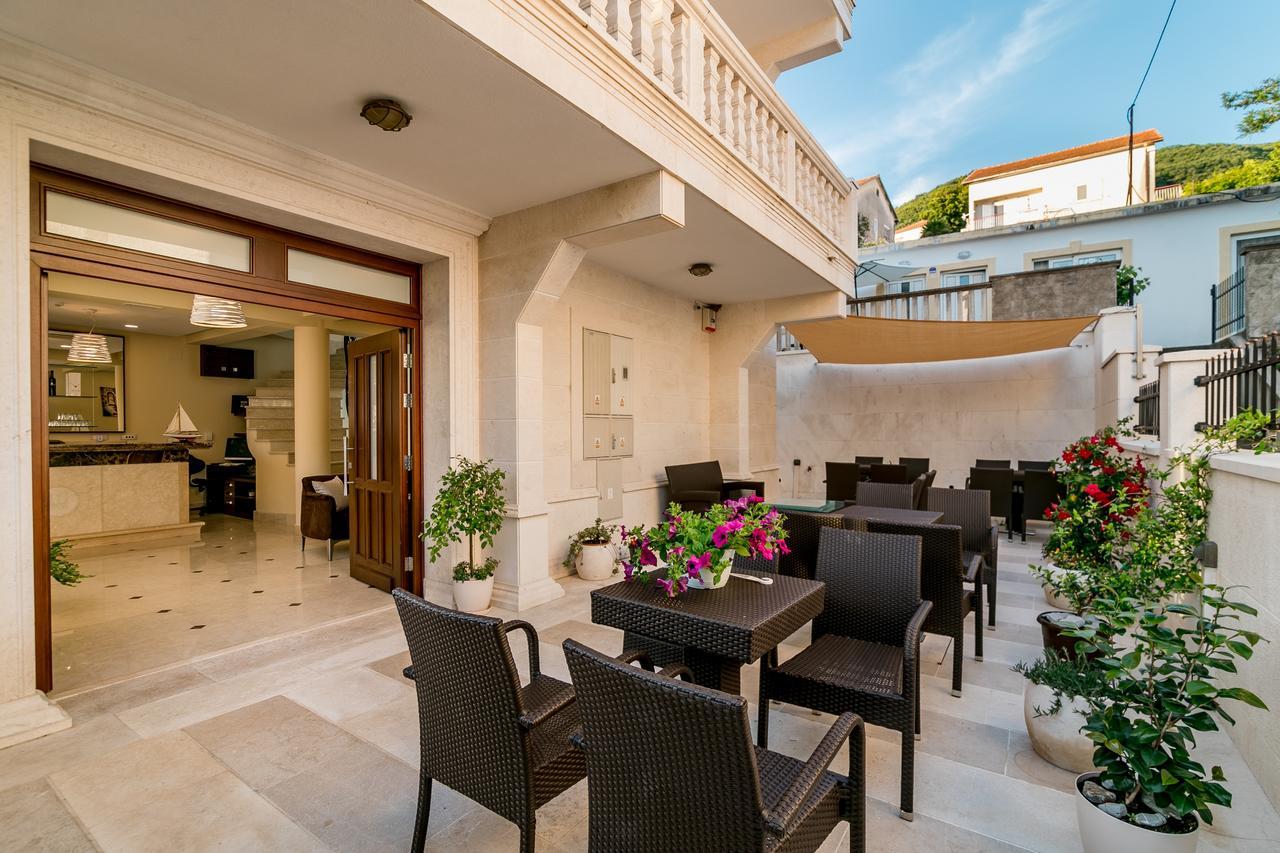 Hedera Residences - Kumbor تْشيرسيك نوفي المظهر الخارجي الصورة