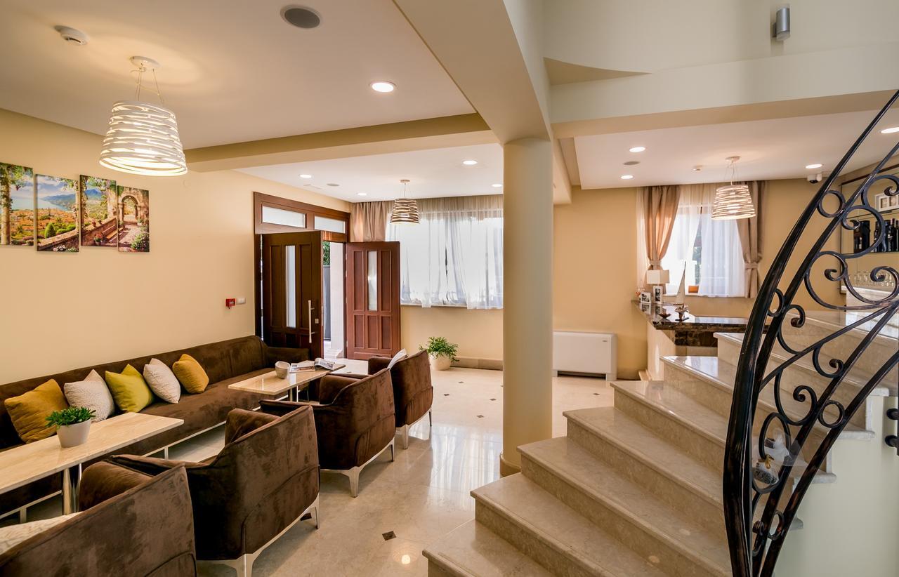 Hedera Residences - Kumbor تْشيرسيك نوفي المظهر الخارجي الصورة